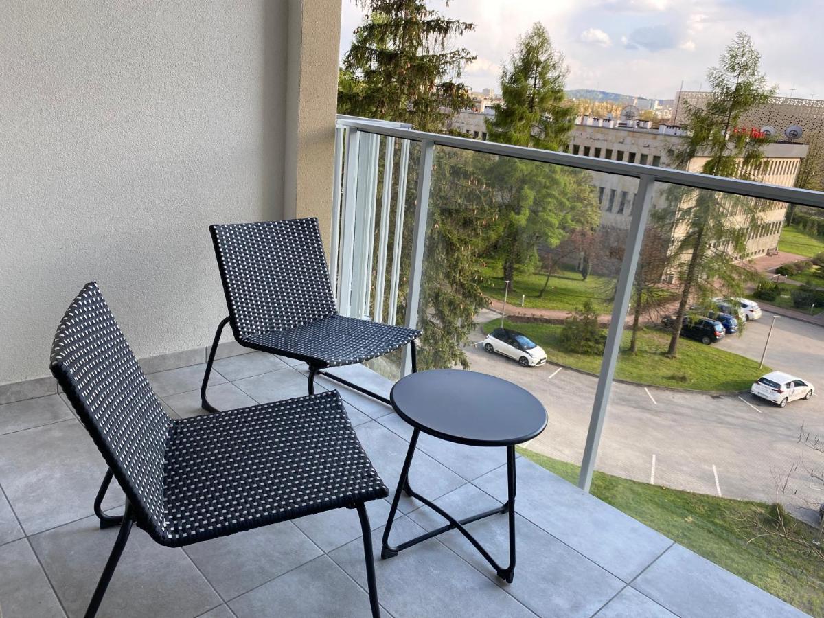 The Urban Jungle - Apartment Garaz Podziemny Kielce Exterior photo